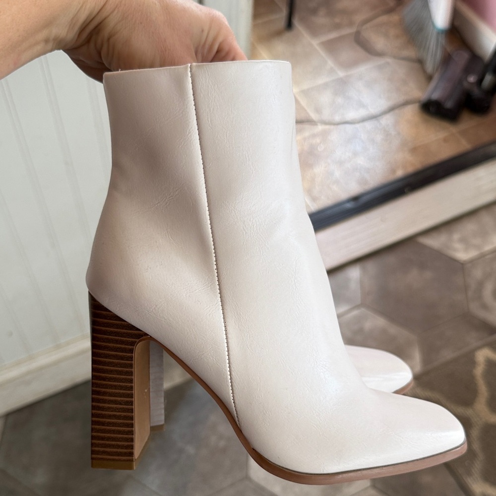 JustFab Cream Heeled Ankle Boots